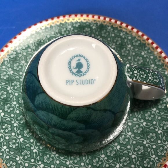 4/$45 PIP STUDIO Green Tea Cup and Saucer - Picture 6 of 7